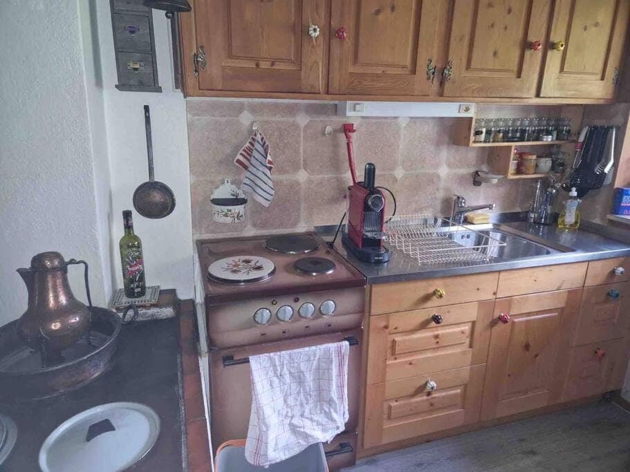 Kitchen or kitchenette