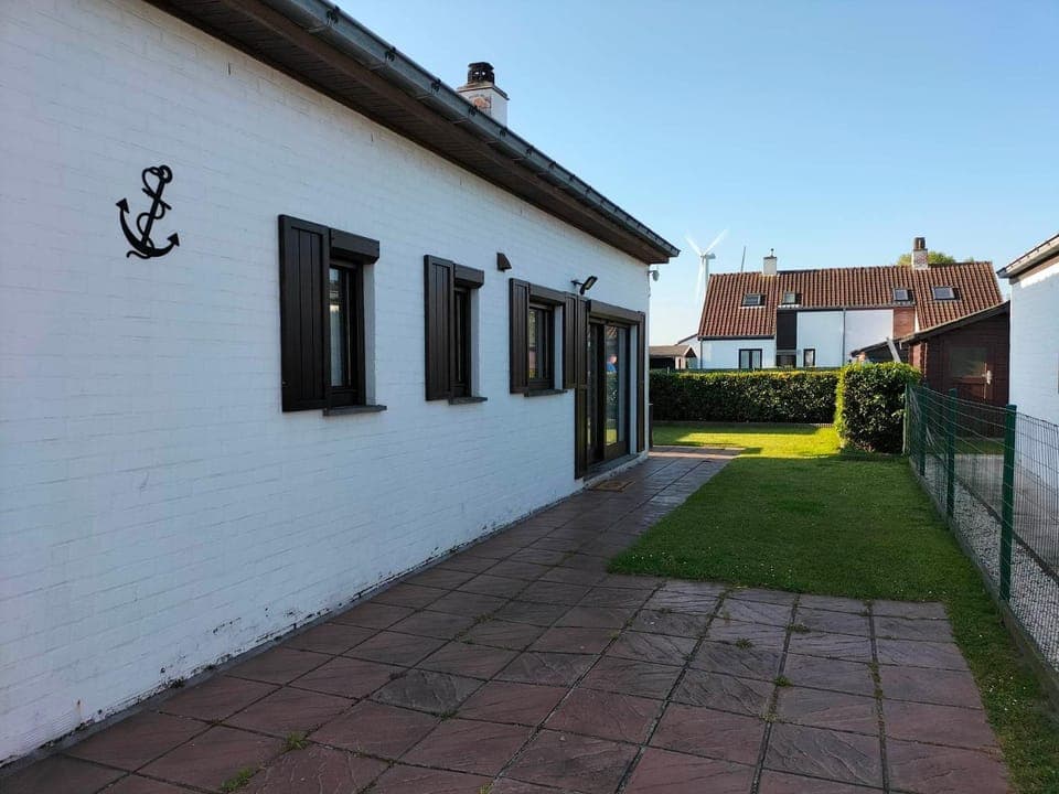 Property building, Garden, Garden