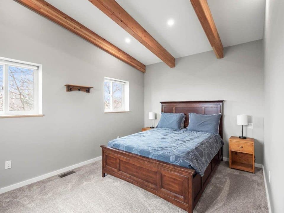 Bed, Bedroom