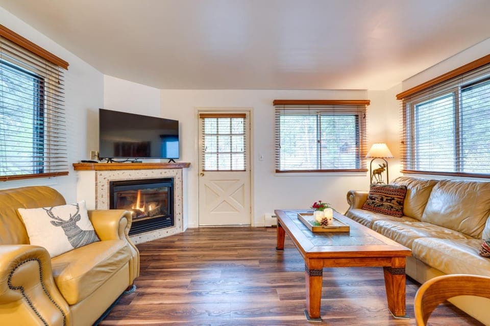 Estes Park Condo Rental: Balcony w/ River Views! House in Estes Park