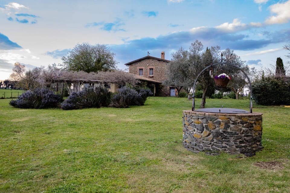 Property building, Day, Garden, Garden, Garden view