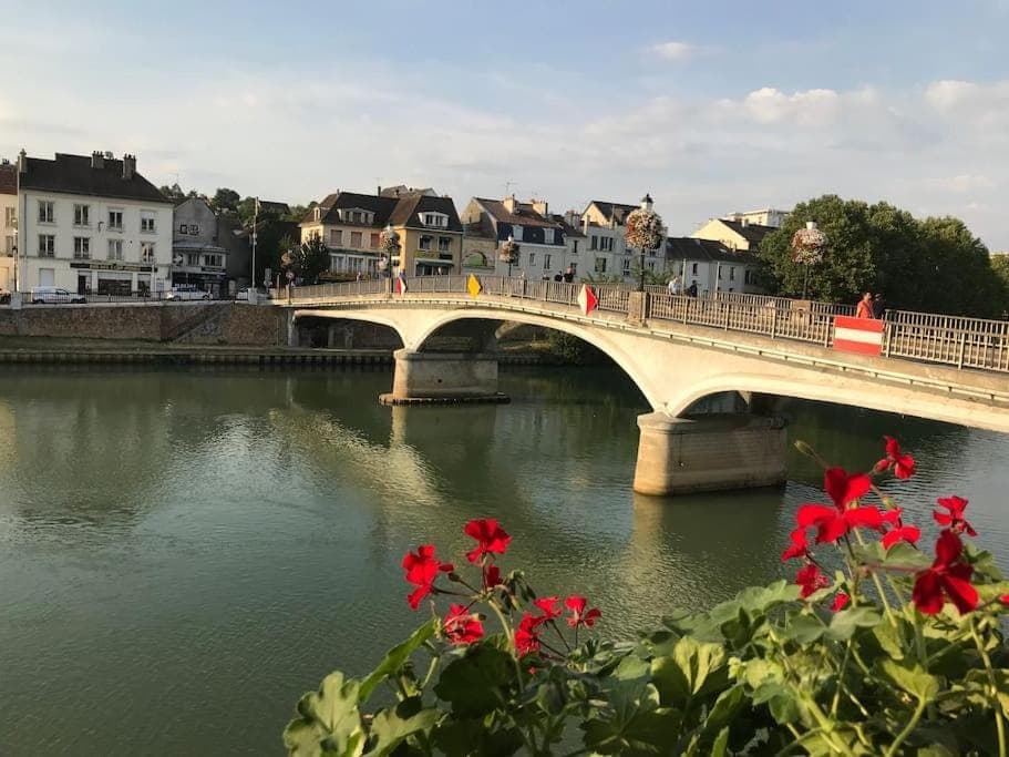 Natural landscape, City view, River view