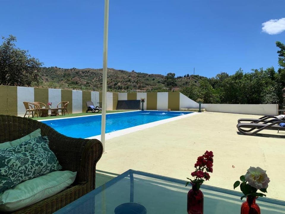 Day, Natural landscape, Mountain view, Pool view, Swimming pool, Swimming pool, sunbed