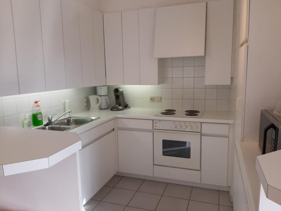 Coffee/tea facilities, Kitchen or kitchenette, dishwasher, oven, pet friendly, stove
