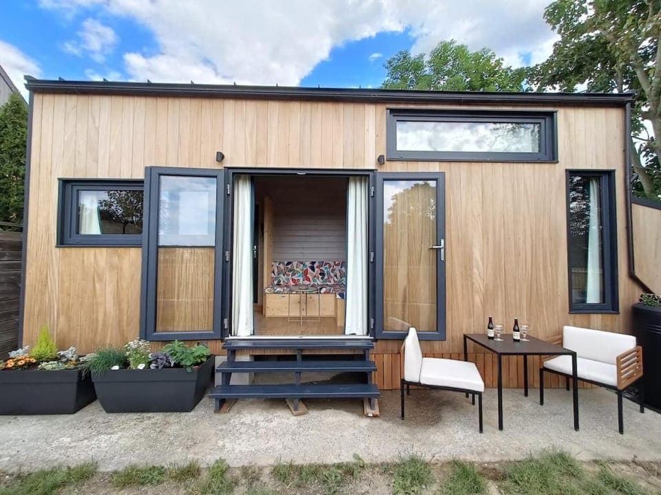 Patio, Garden, Dining area