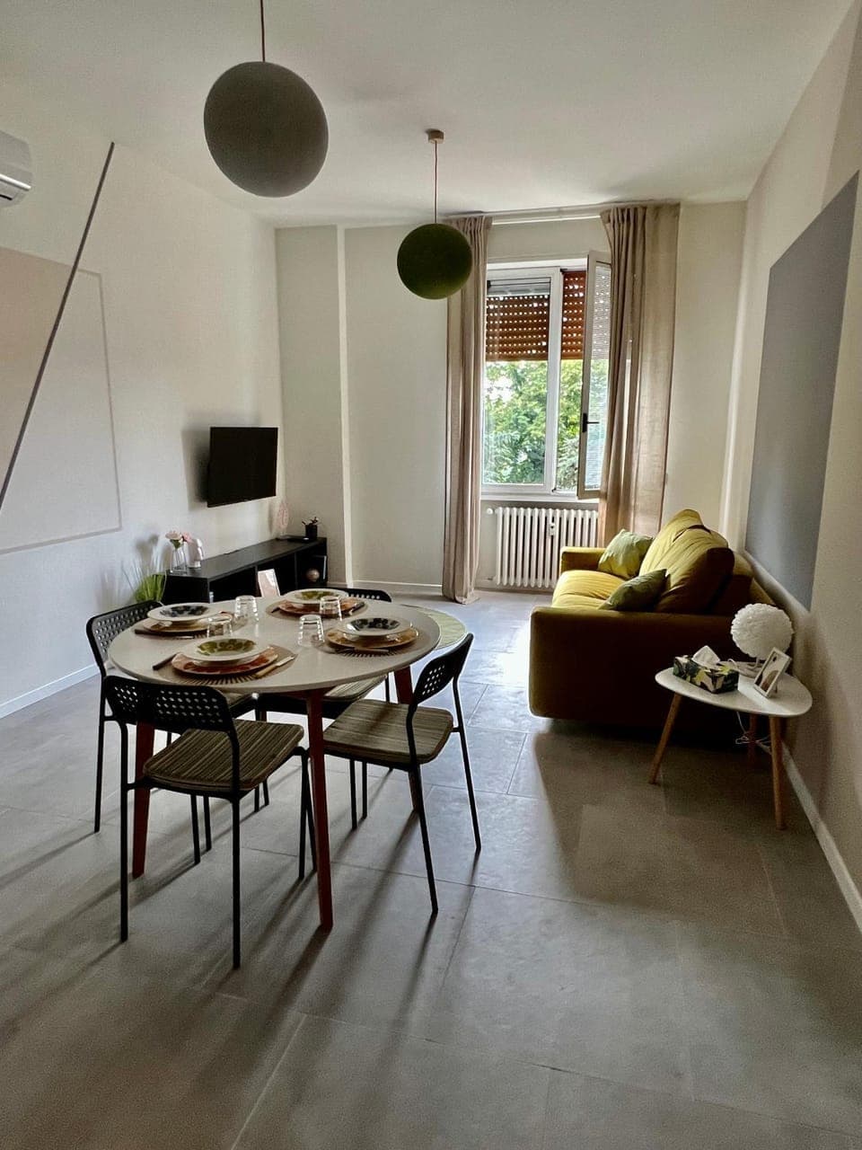 TV and multimedia, Living room