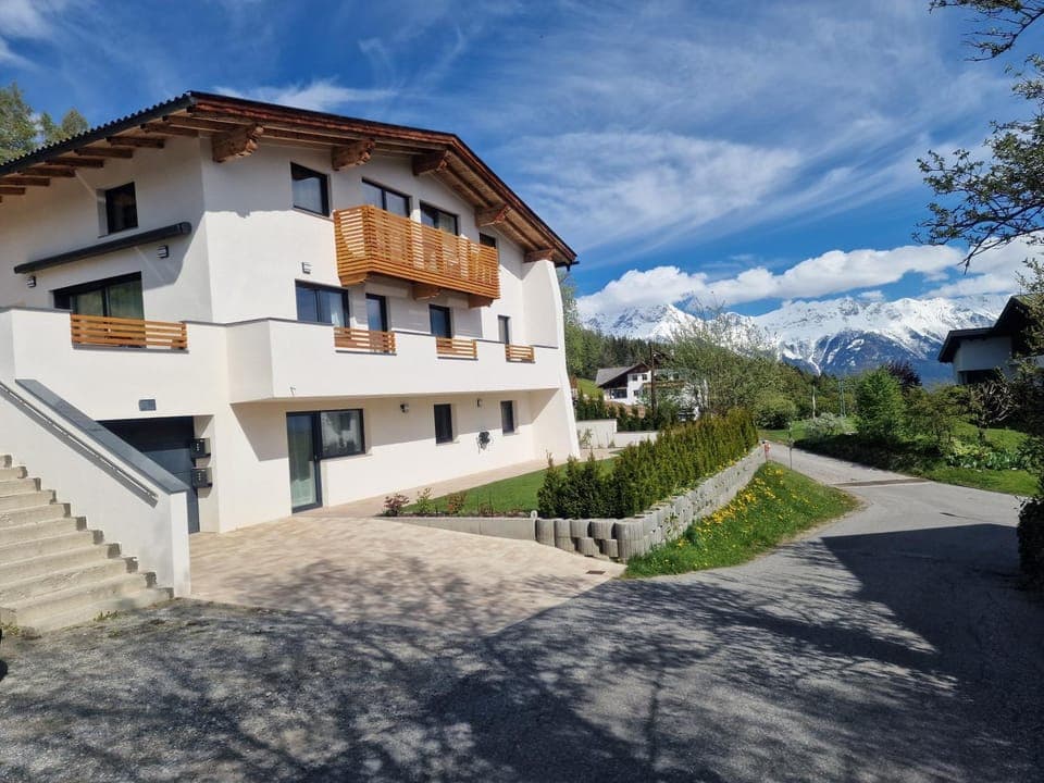 Property building, Day, Neighbourhood, View (from property/room), Street view