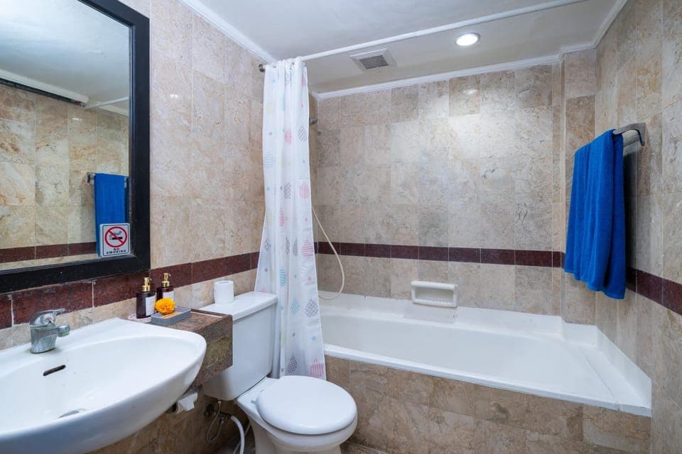 Beach Apartment inside Resort Walking Distance to the beach Apartment in Kuta