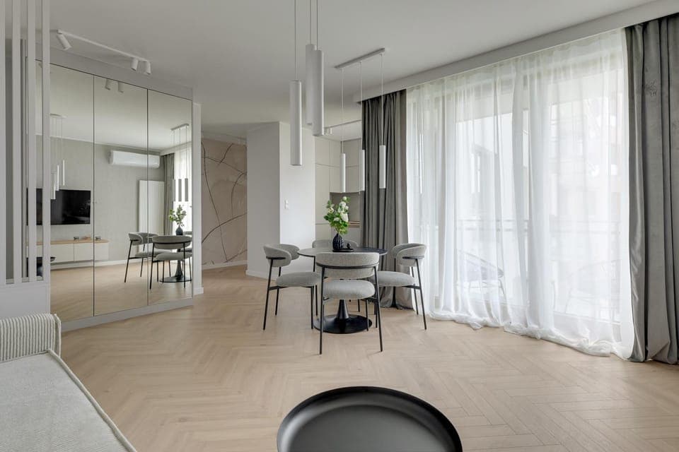 TV and multimedia, Kitchen or kitchenette, Living room, Seating area