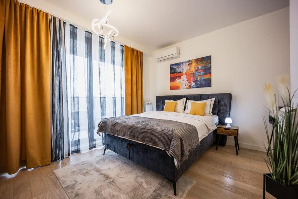 Bed, Photo of the whole room