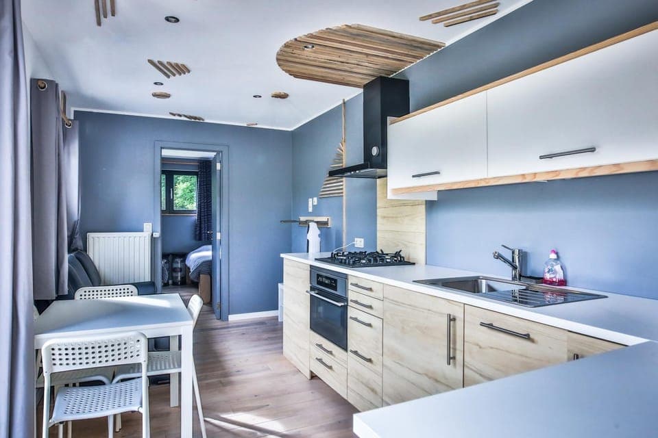 Kitchen or kitchenette, Living room, Dining area, pet friendly, stove