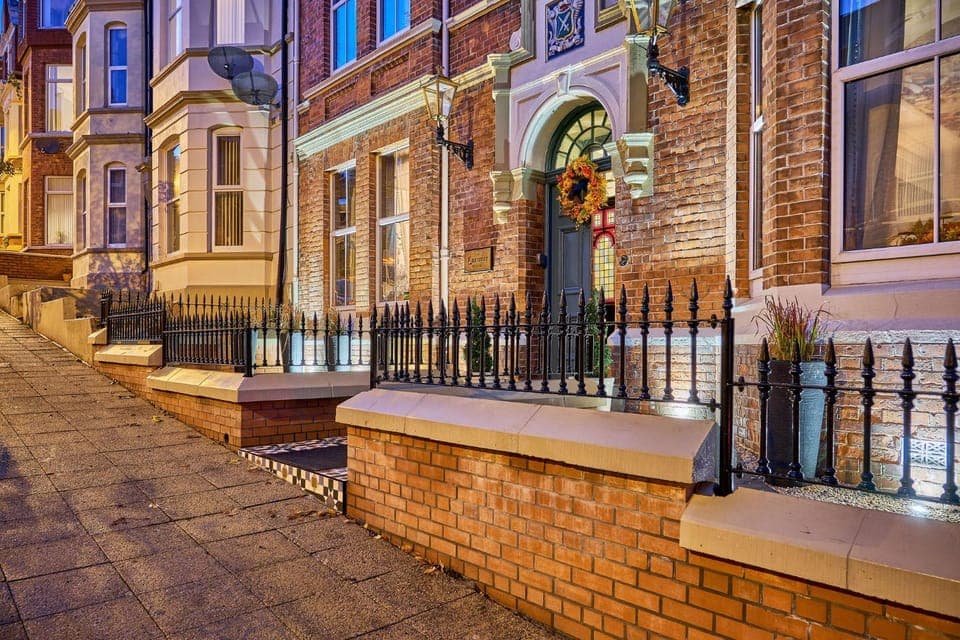 Property building, Street view