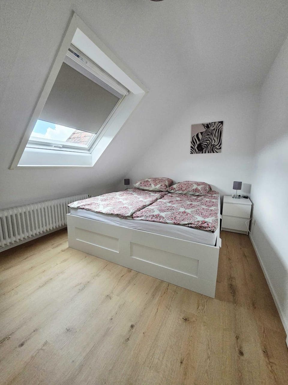 Bed, Photo of the whole room, Bedroom, wardrobe