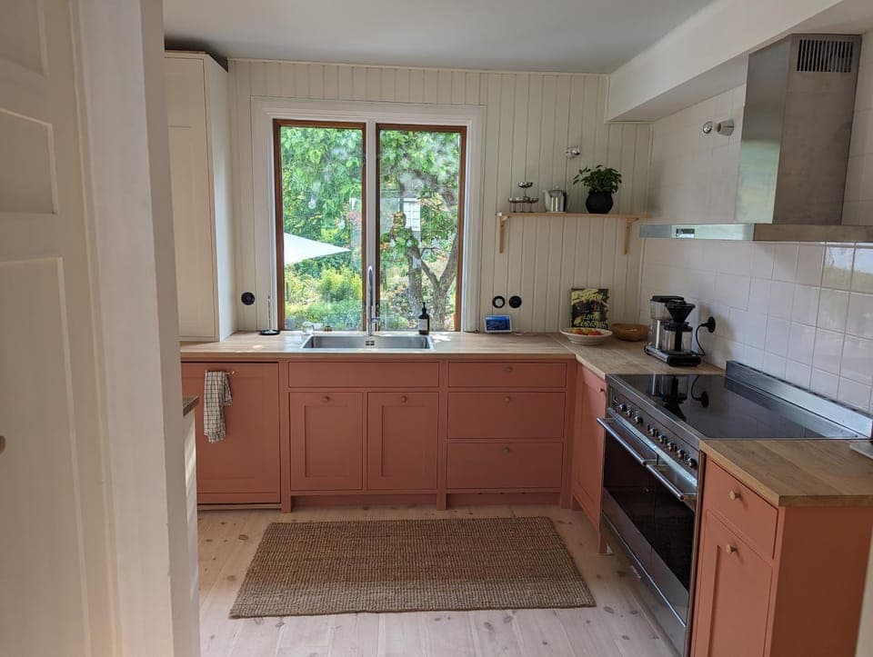 Property building, Kitchen or kitchenette, kitchen