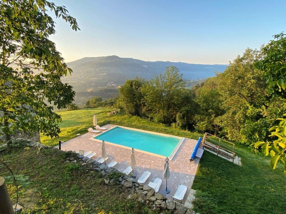 Solarium, Mountain view, Swimming pool, Sunrise