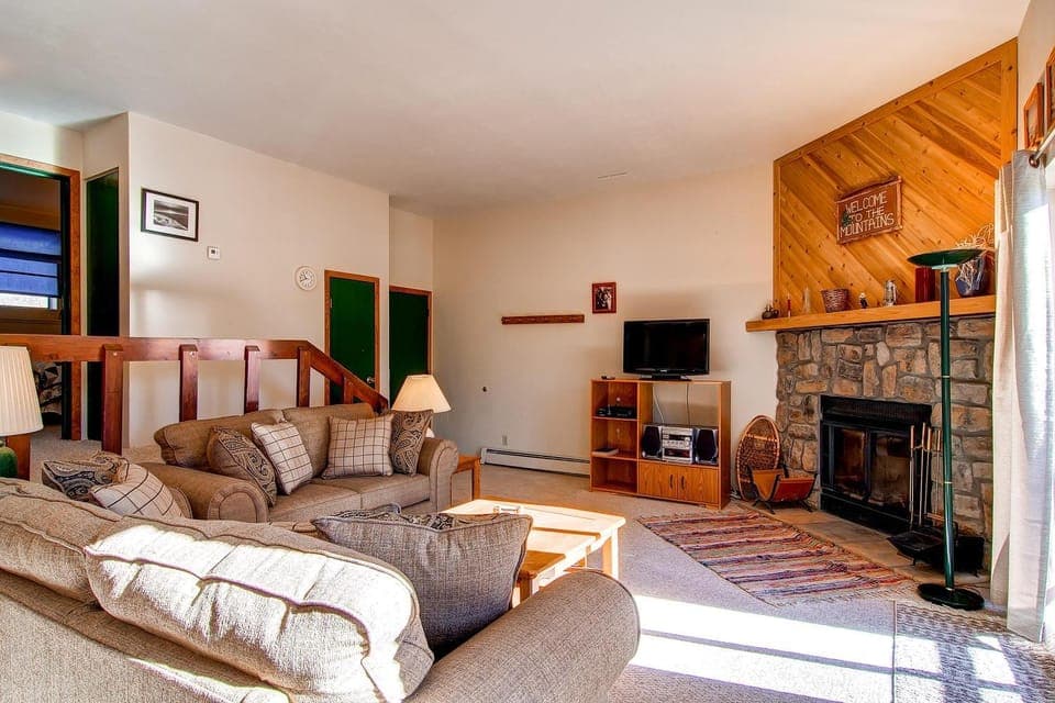 B-101 Buffalo Ridge House in Wildernest