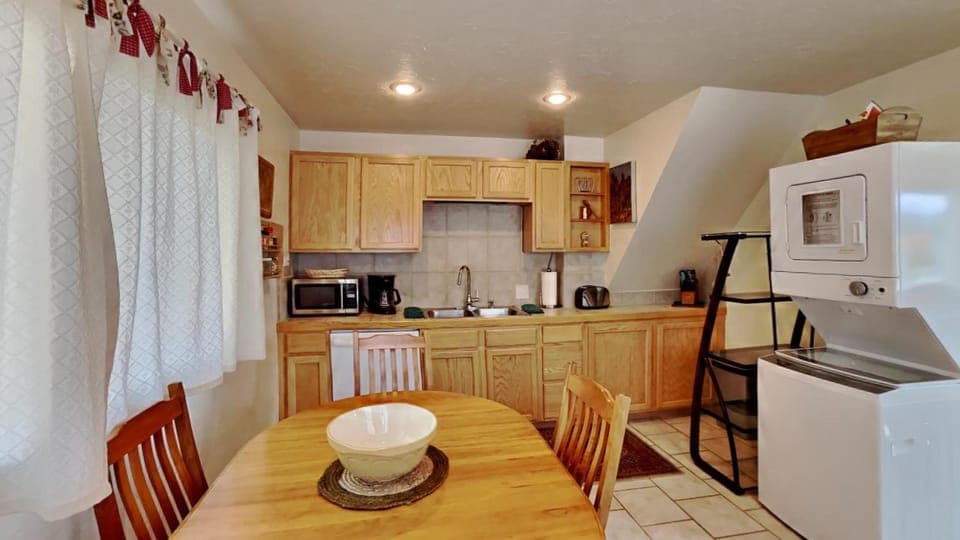 Hummingbird House House in Silverthorne