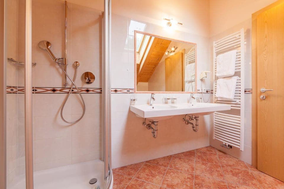 Bathroom, Photo of the whole room