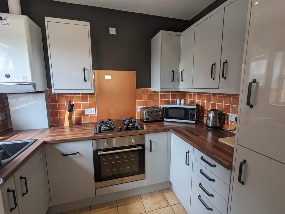 Coffee/tea facilities, Kitchen or kitchenette, dishwasher, minibar, pet friendly, stove, toaster