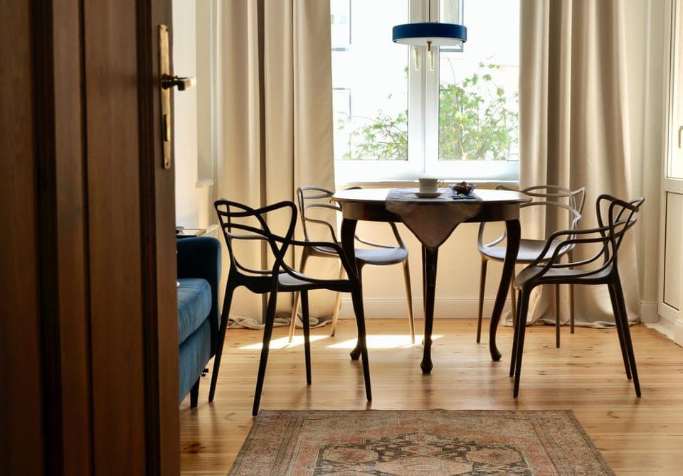 Living room, Dining area