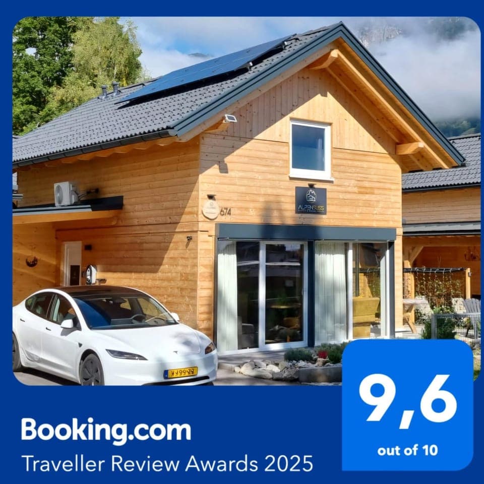 Property building, Facade/entrance, Certificate/Award, Parking