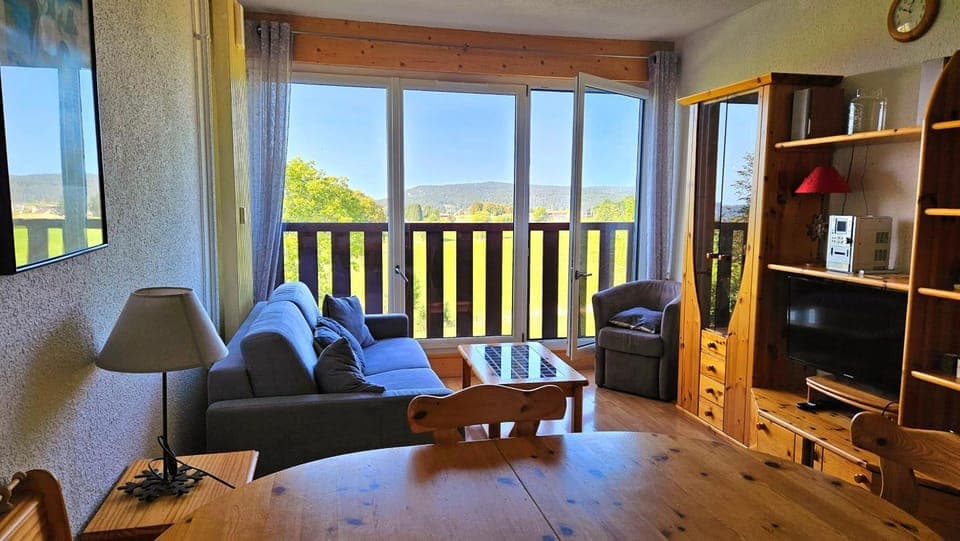 Living room, Garden view, Mountain view, Mountain view
