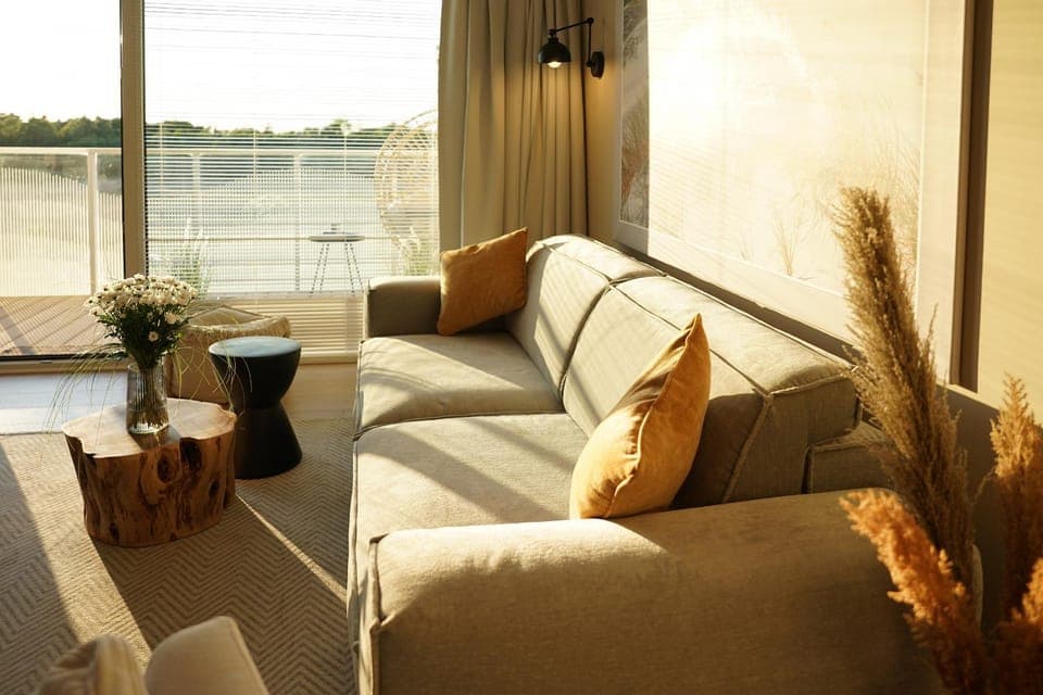 Communal lounge/ TV room, Living room