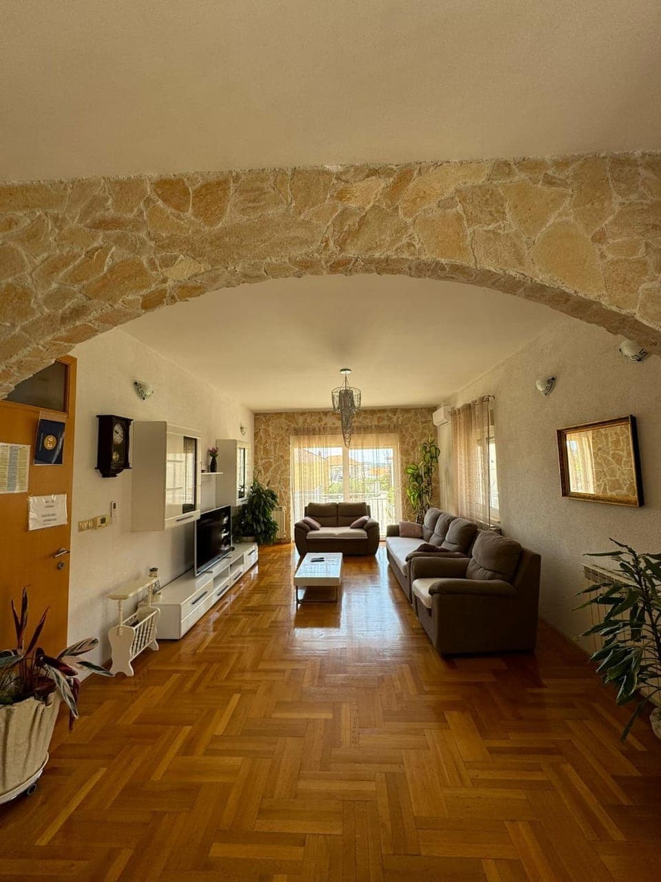 Communal lounge/ TV room