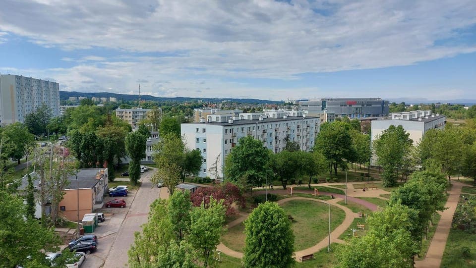 Neighbourhood, City view, Location