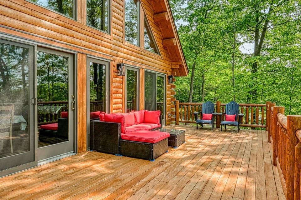 Deep Creek Mountain Retreat House in Deep Creek Lake
