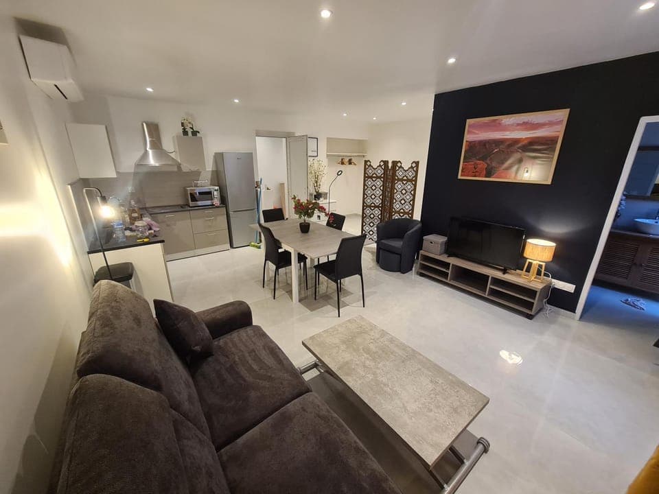 TV and multimedia, Sports, air conditioner