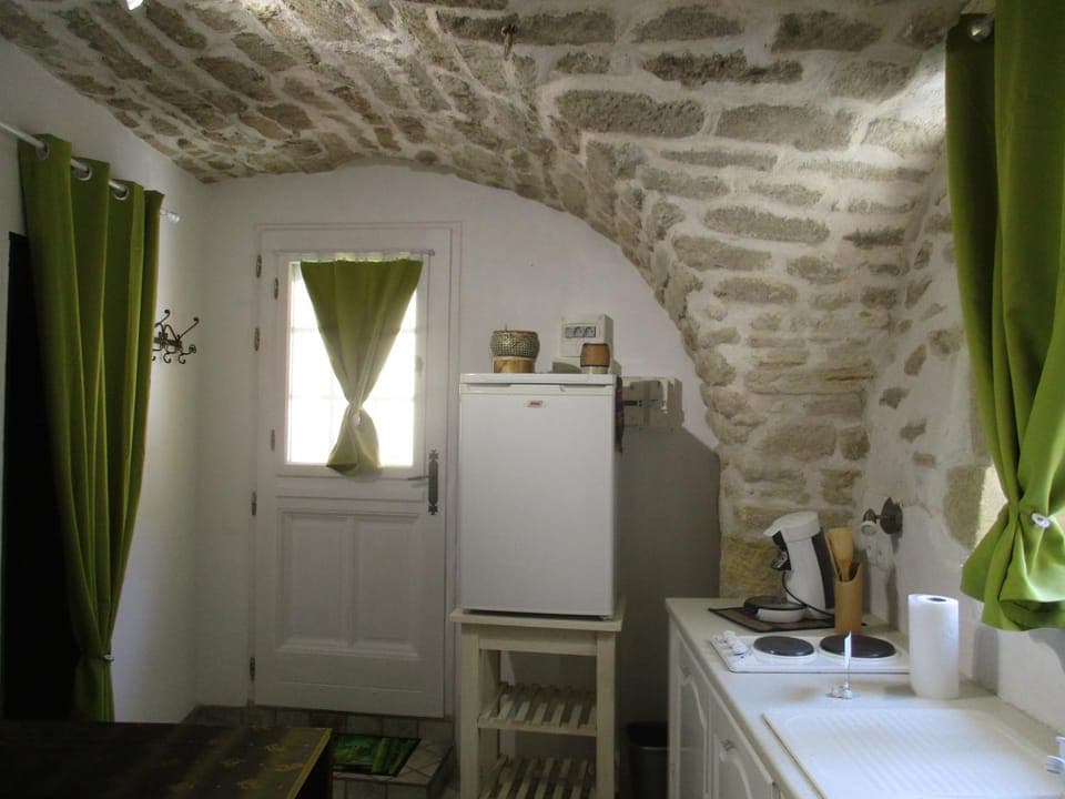 Property building, Kitchen or kitchenette