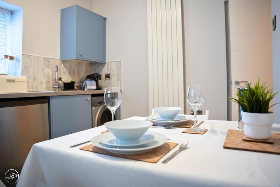 High Finish Apt Beside Beach - Dunluce Green 1 Apartment in Portrush
