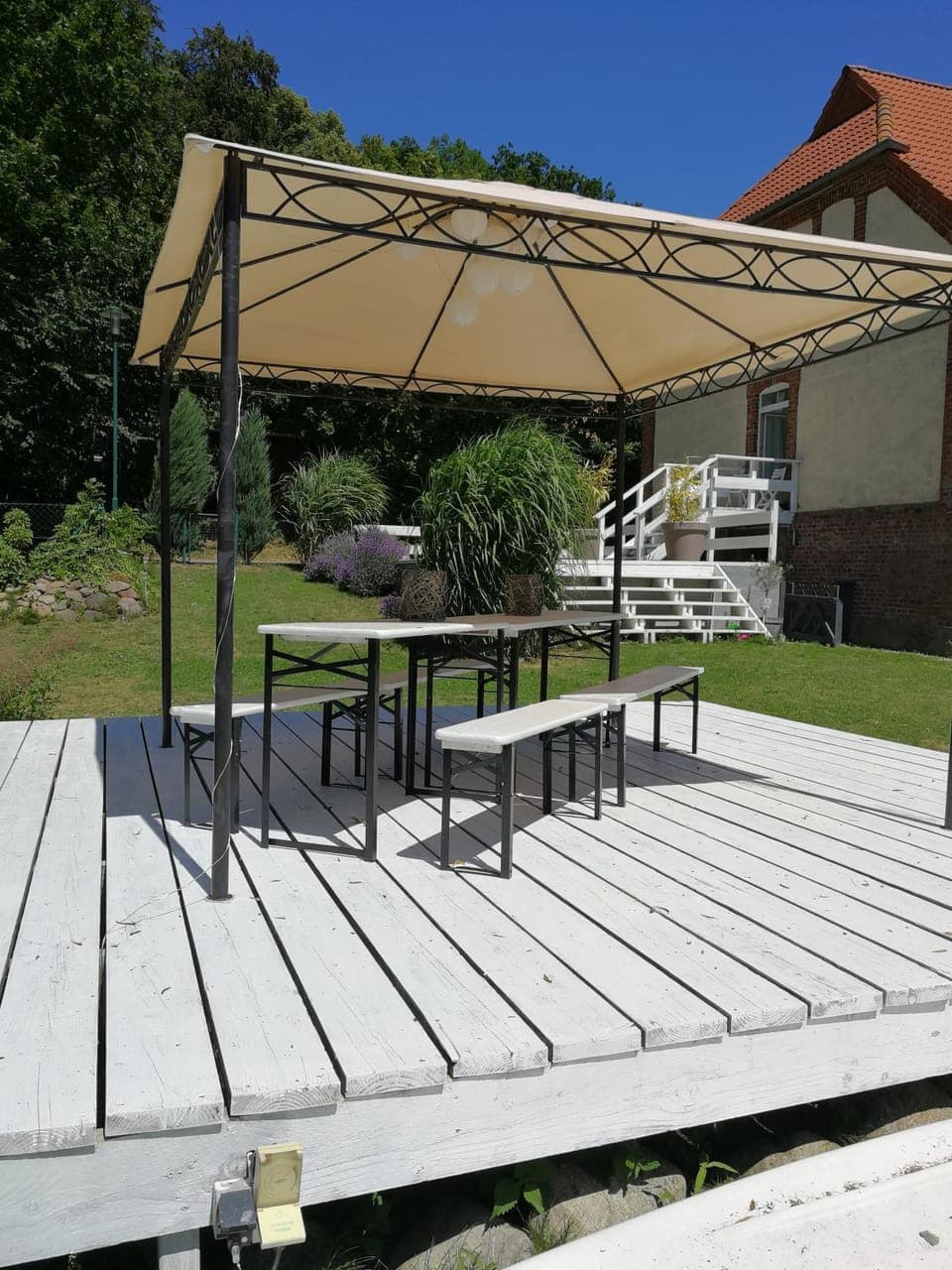 BBQ facilities, Garden