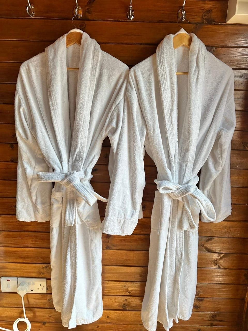 towels, wardrobe