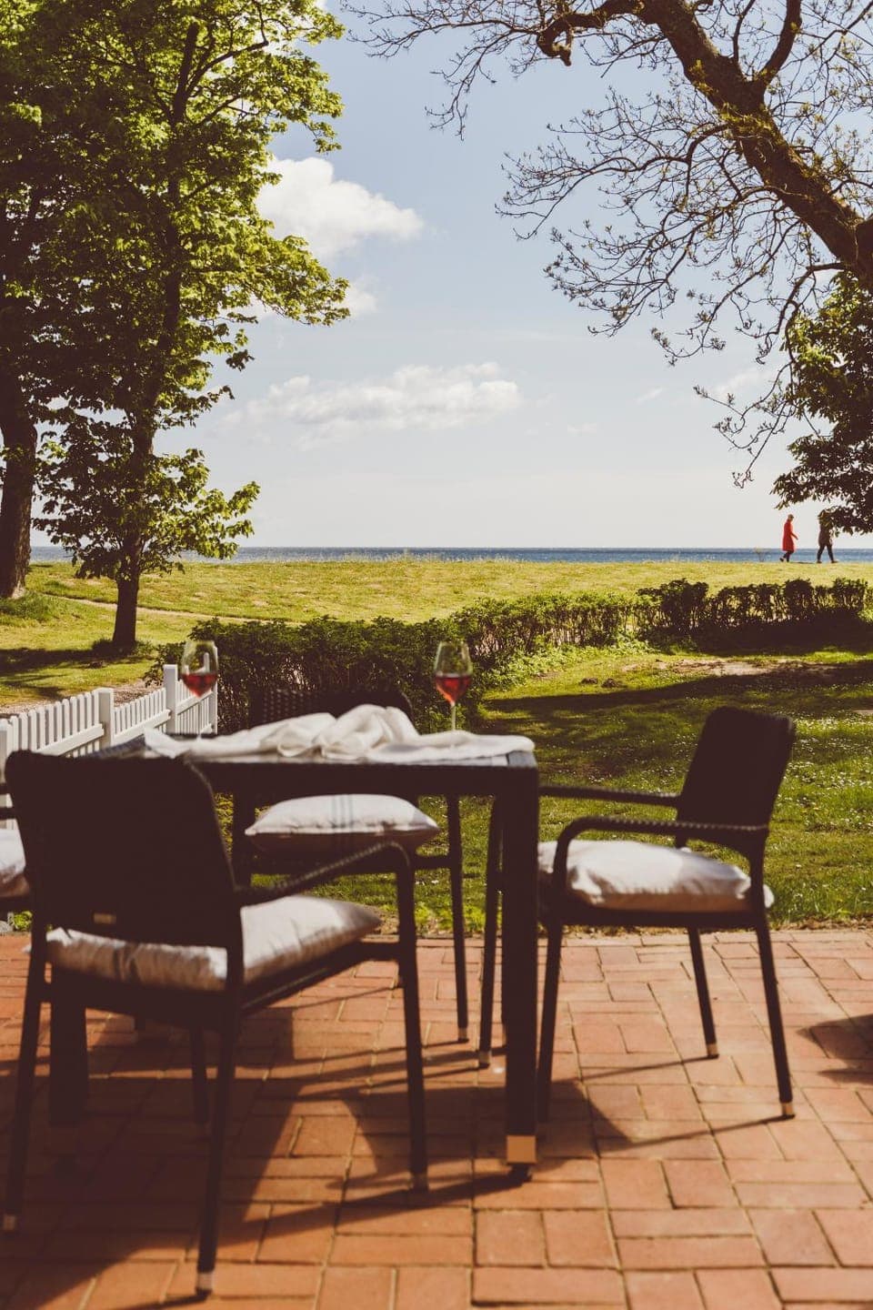 Day, Natural landscape, Balcony/Terrace, Seating area, Sea view
