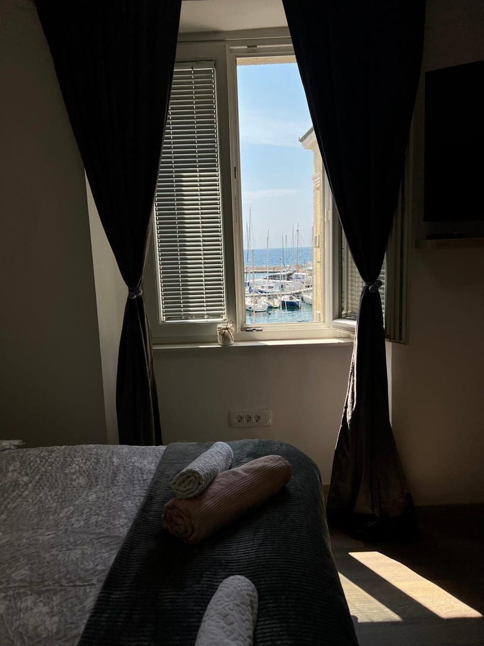 Bed, View (from property/room), Sea view