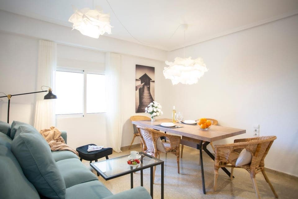 Living room, Dining area
