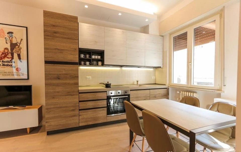 Kitchen or kitchenette, Living room, Dining area, pet friendly, stove