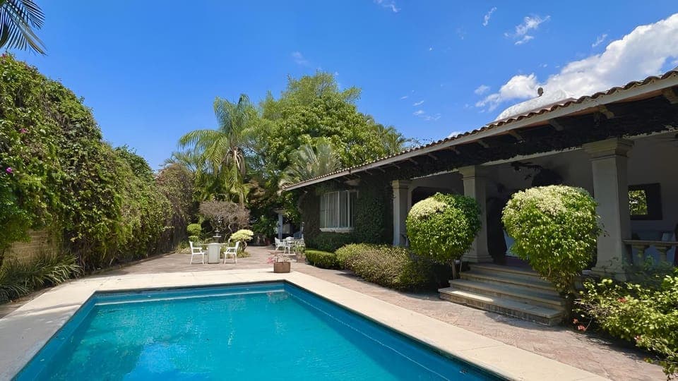 Property building, Day, Garden view, Pool view