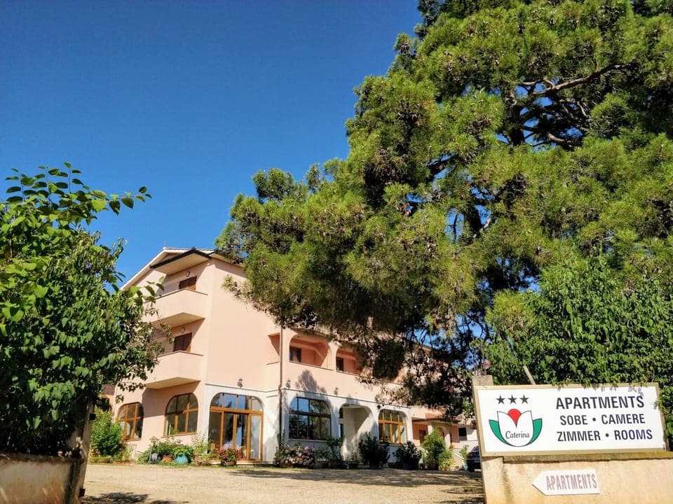 Property building, Property logo or sign