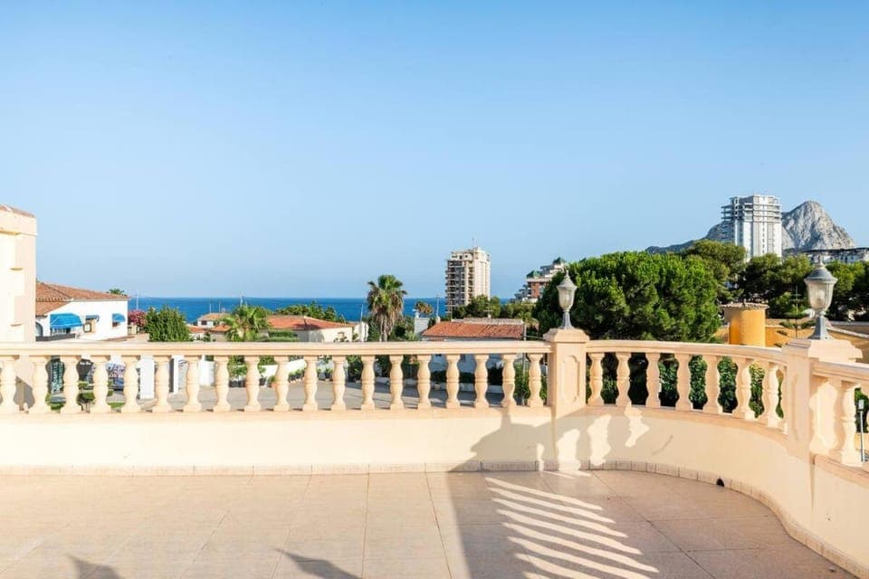 Day, Natural landscape, Mountain view, Sea view