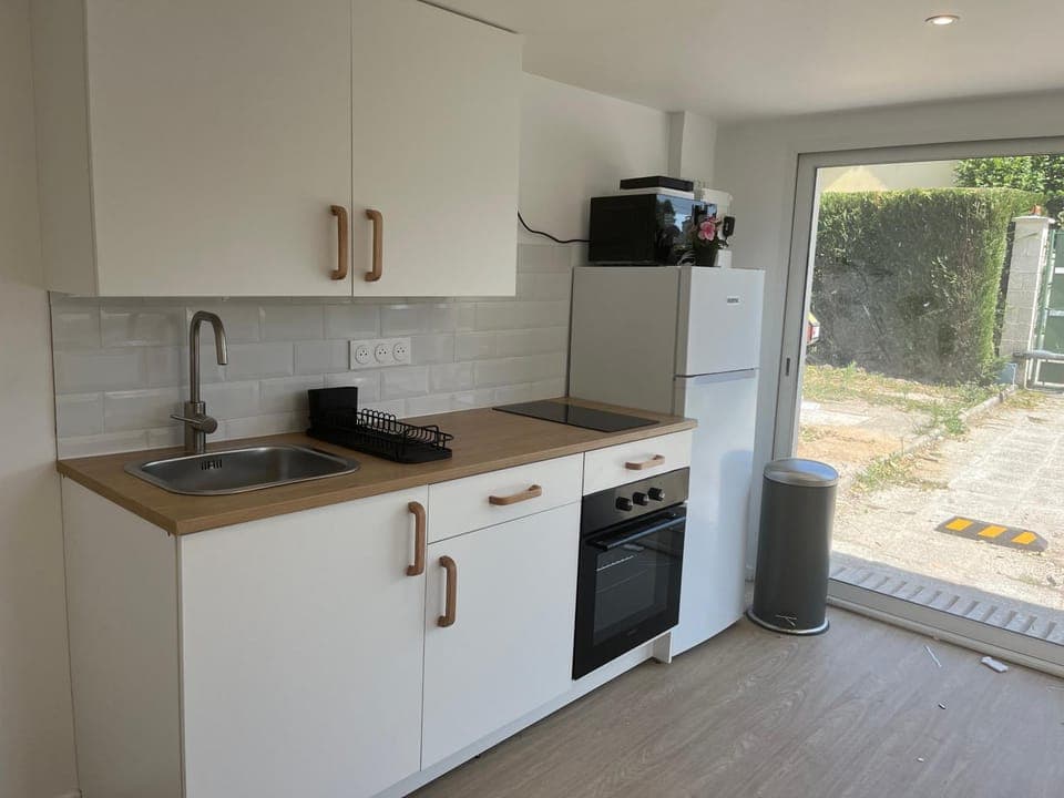 minibar, pet friendly, stove, kitchen