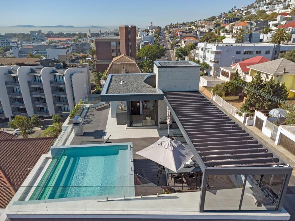 Property building, Day, Bird's eye view, View (from property/room), Balcony/Terrace, City view, Pool view, Swimming pool, Swimming pool, sunbed