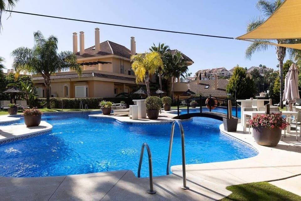 Garden, Pool view, Swimming pool, Swimming pool