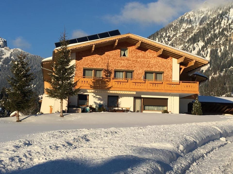 Property building, Winter, Mountain view