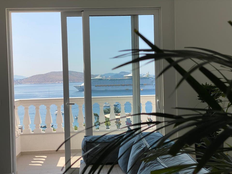 View (from property/room), Balcony/Terrace, Sea view