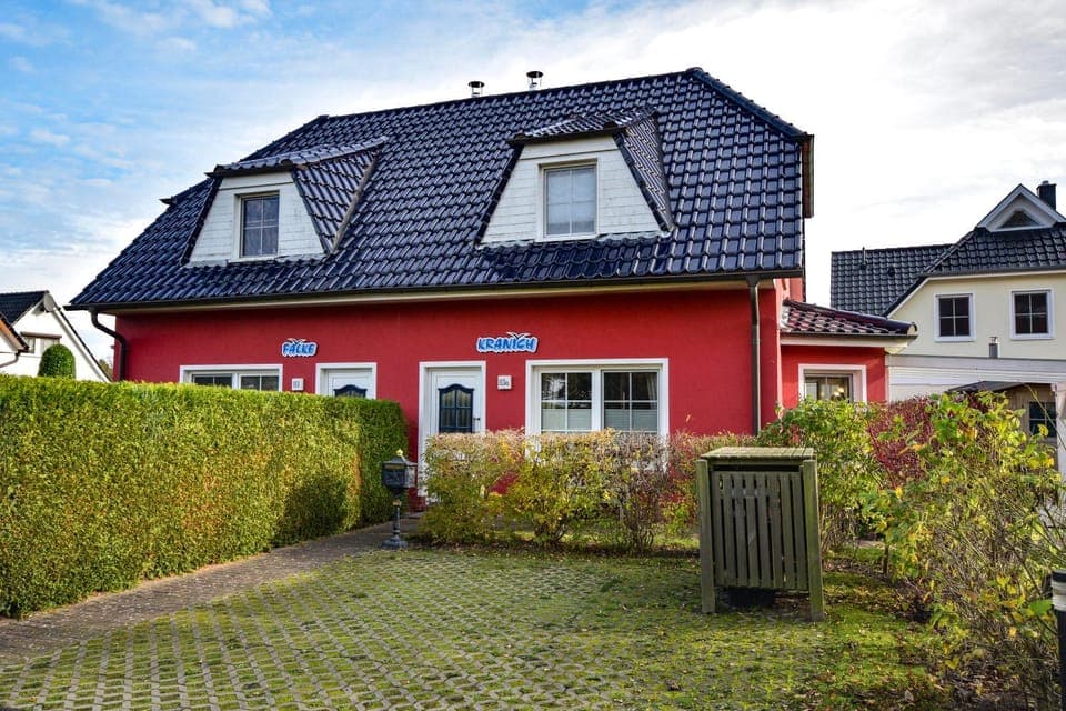 Property building, Day