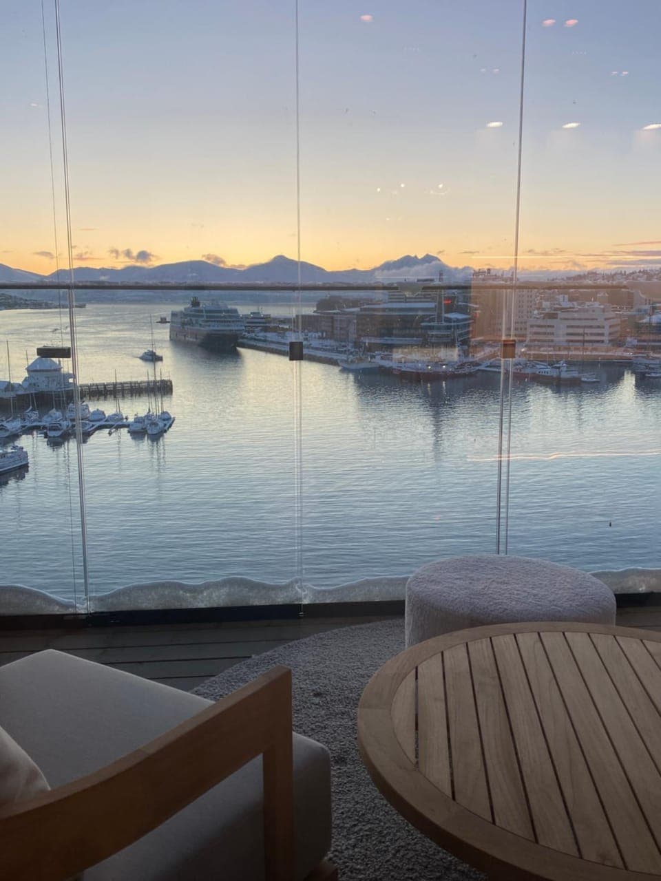 City view, Mountain view, Sea view