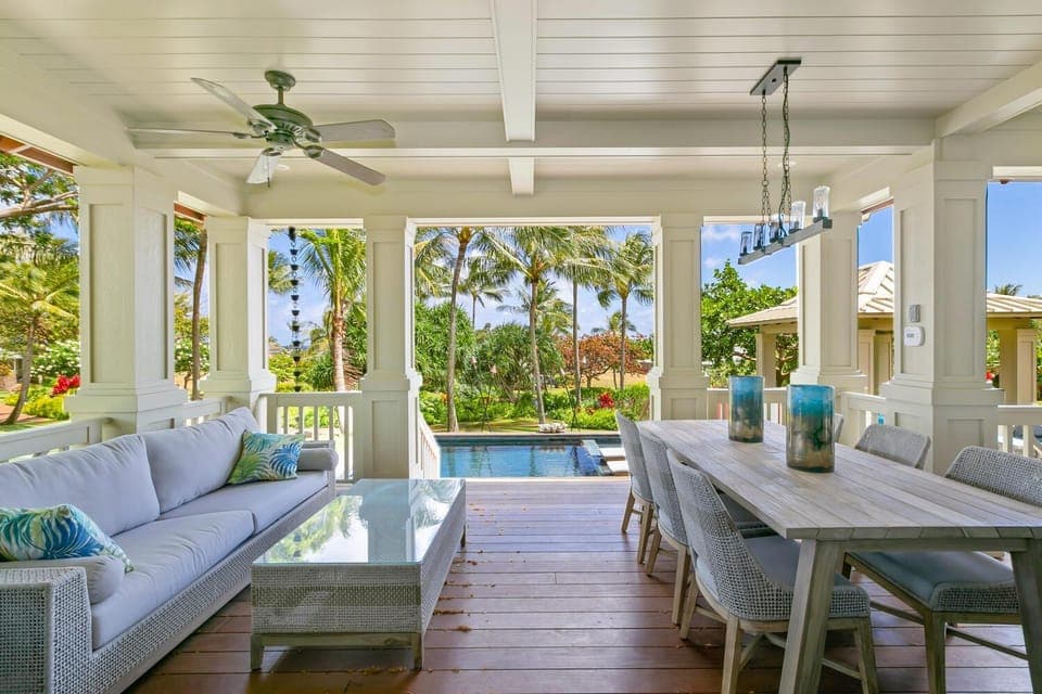 Patio, Seating area, Swimming pool